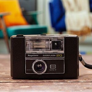 Vintage 70s Keystone Everflash 20 Point and Shoot Camera 126mm Film Camera